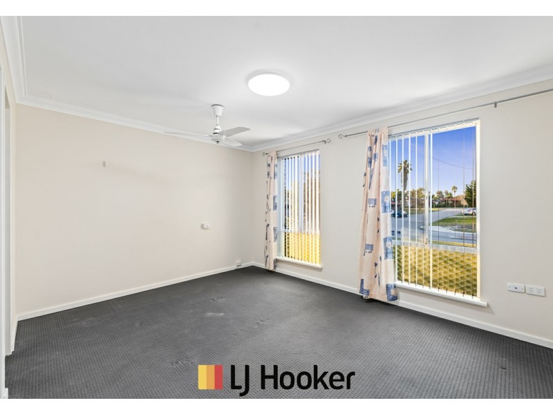 128 Widgee Road, Noranda WA 6062