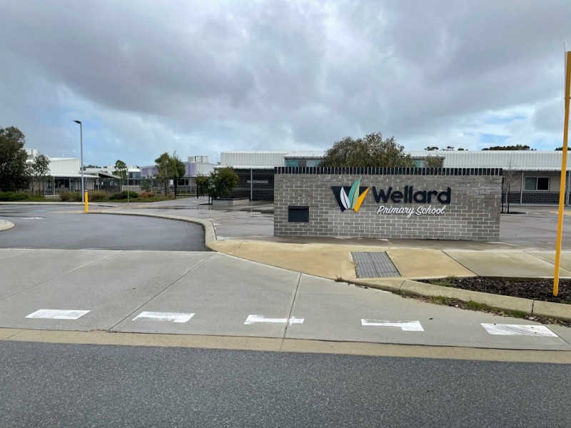 13 SAPPHIRE CHASE, Wellard WA 6170