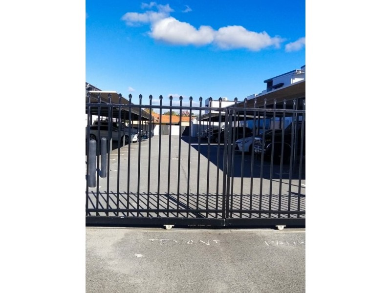 10/114 Great Northern Hwy, Midland WA 6056