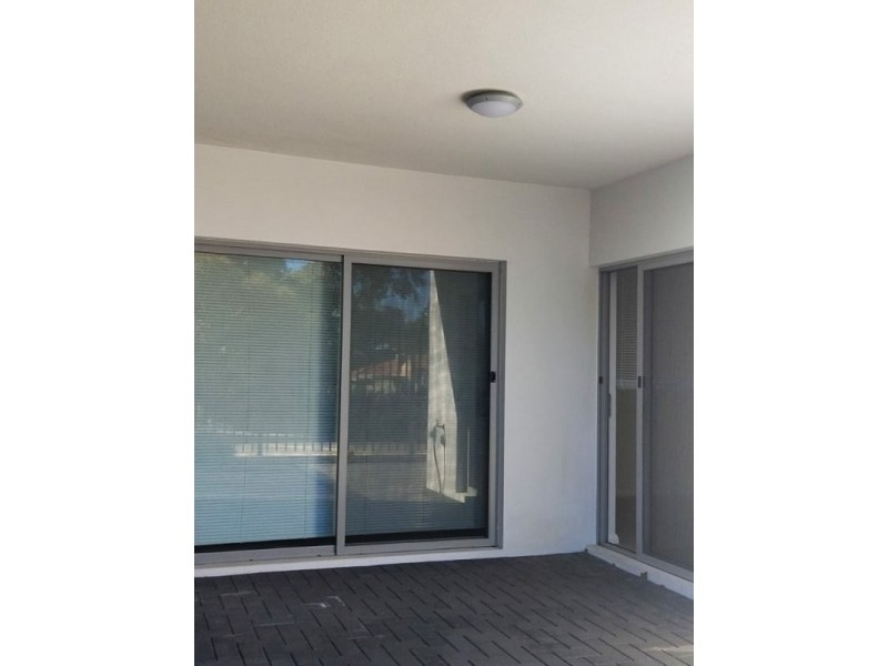 10/114 Great Northern Hwy, Midland WA 6056