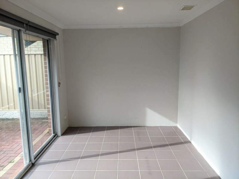 99B Ravenswood Dr, Westminster WA 6061