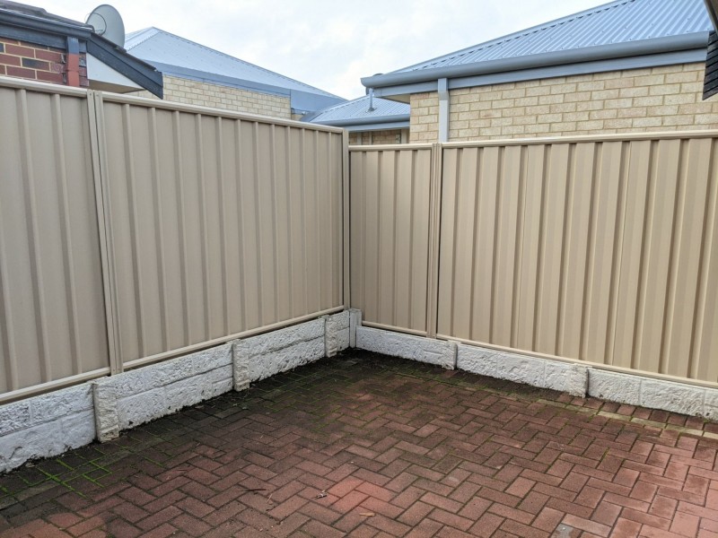 99B Ravenswood Dr, Westminster WA 6061