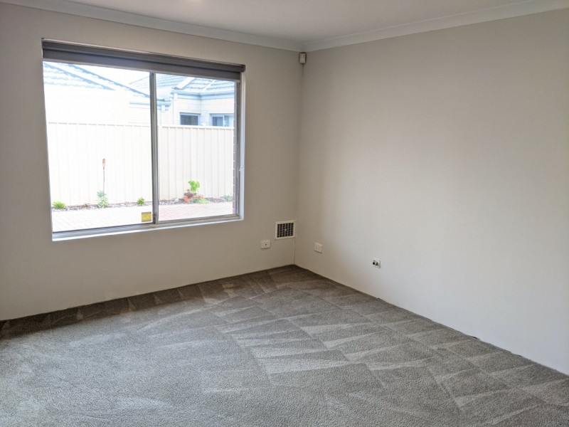 99B Ravenswood Dr, Westminster WA 6061