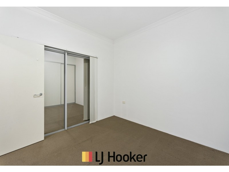 6/4 Ashbury Crescent, Mirrabooka WA 6061