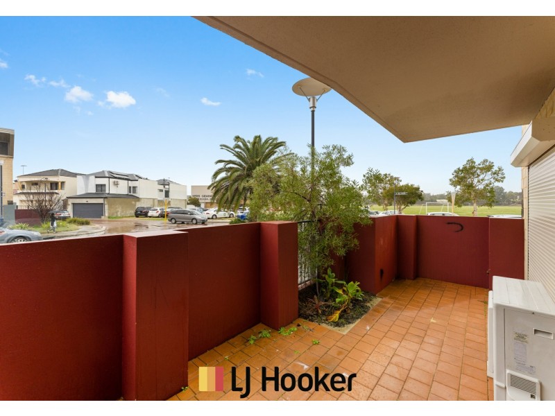 6/4 Ashbury Crescent, Mirrabooka WA 6061