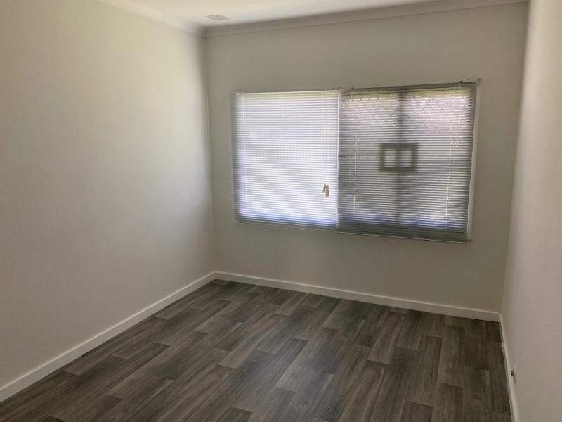 9 Altone Road, Lockridge WA 6054