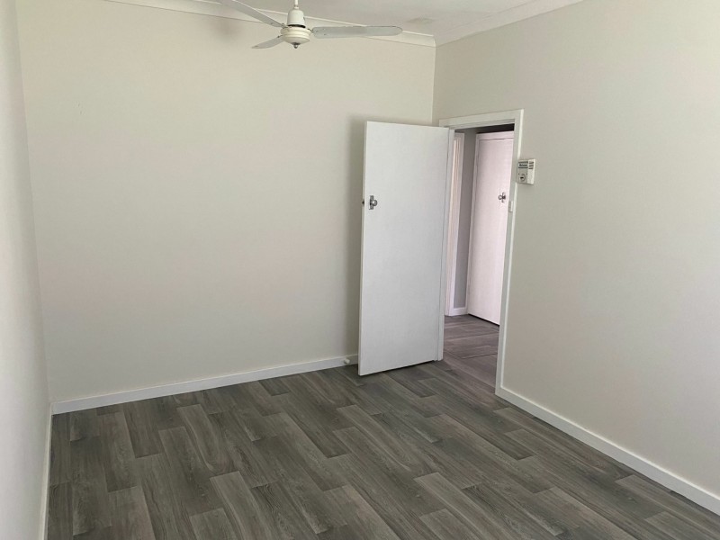 9 Altone Road, Lockridge WA 6054