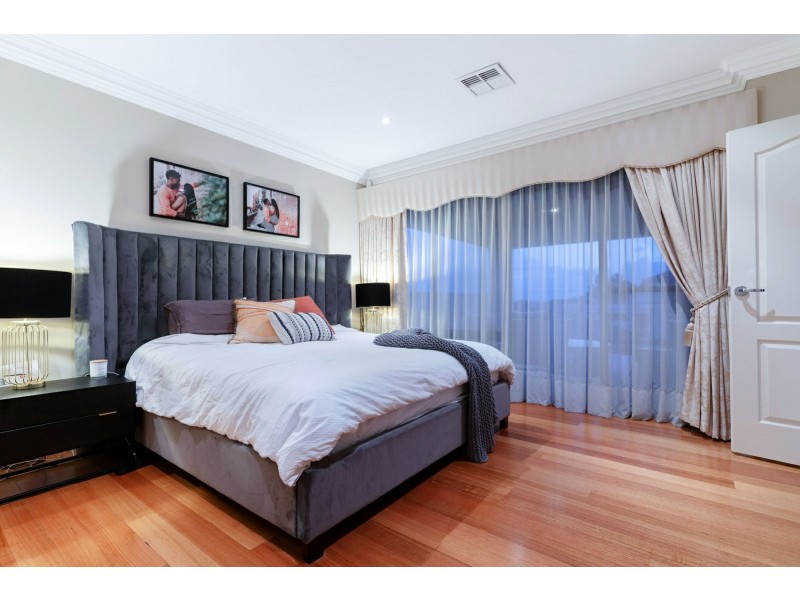 15 Eora Creek Terrace, Dianella WA 6059