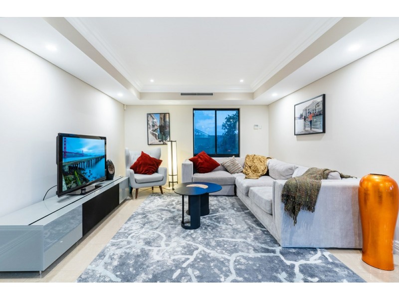 15 Eora Creek Terrace, Dianella WA 6059