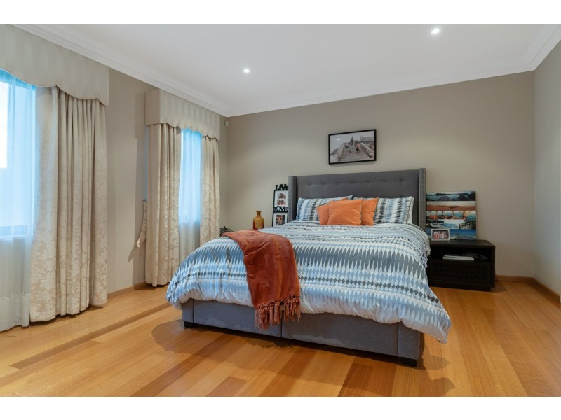 15 Eora Creek Terrace, Dianella WA 6059