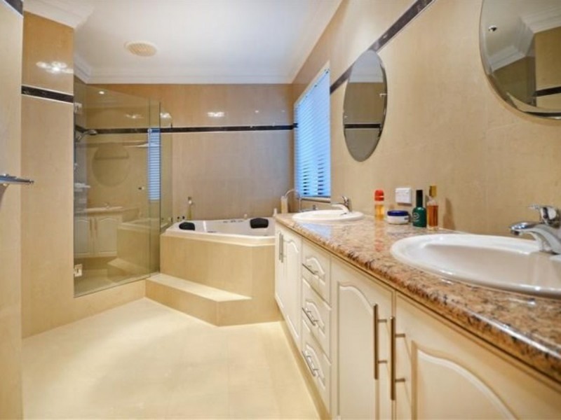 15 Eora Creek Terrace, Dianella WA 6059