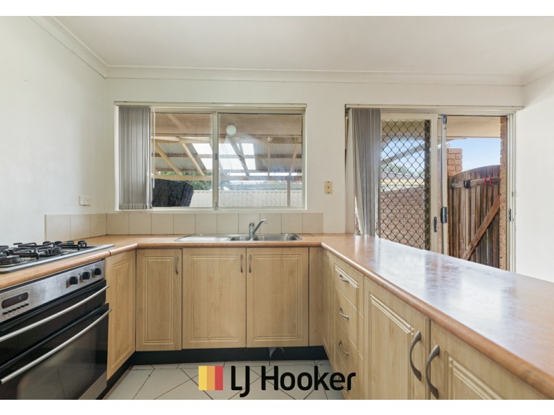 4 Firethorn Retreat, Mirrabooka WA 6061