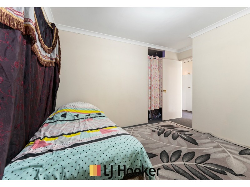 4 Firethorn Retreat, Mirrabooka WA 6061