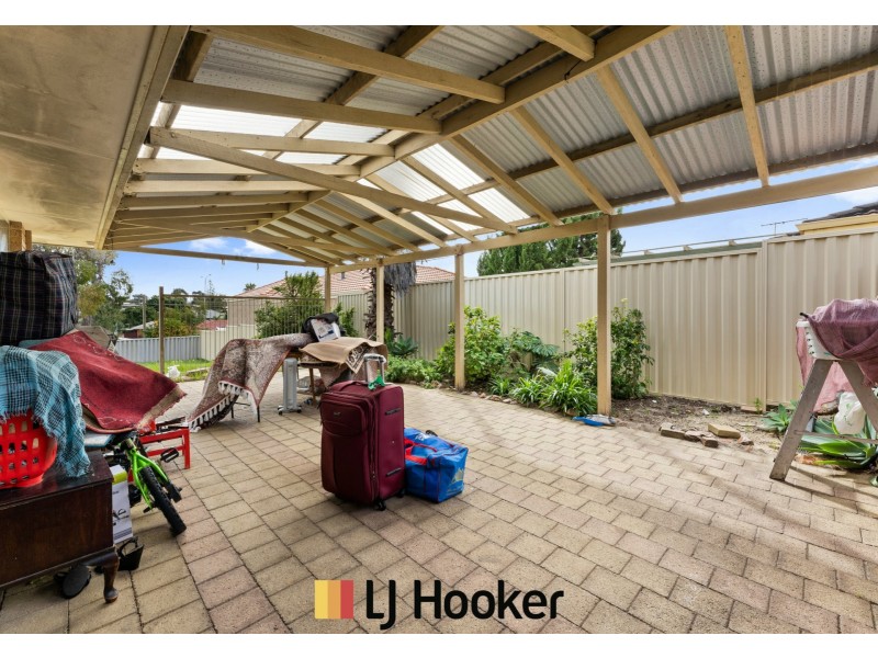 4 Firethorn Retreat, Mirrabooka WA 6061