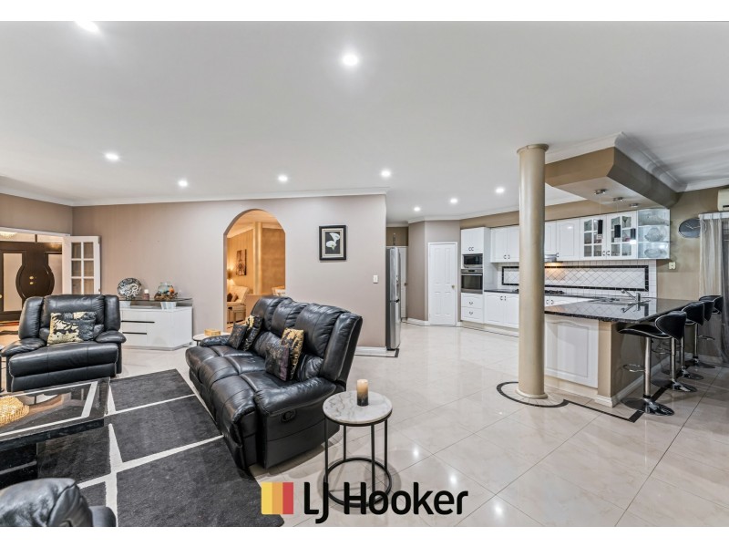 35 Rayner Drive, Landsdale WA 6065