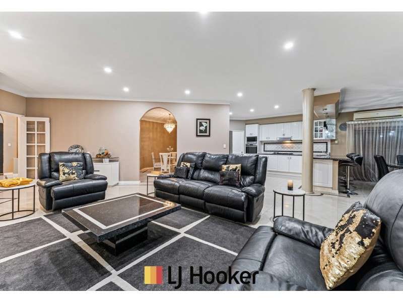 35 Rayner Drive, Landsdale WA 6065