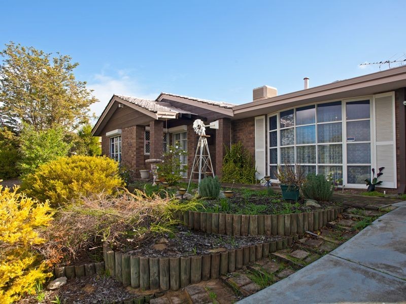 31 Edgewwater Drive, Edgewater WA 6027