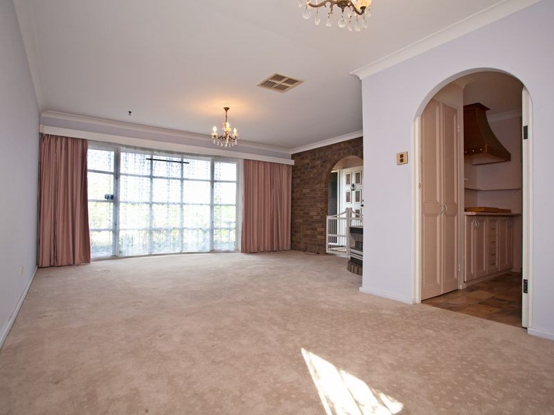 31 Edgewwater Drive, Edgewater WA 6027