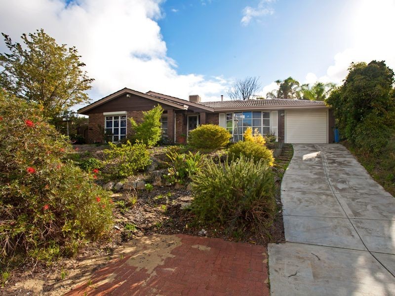 31 Edgewwater Drive, Edgewater WA 6027