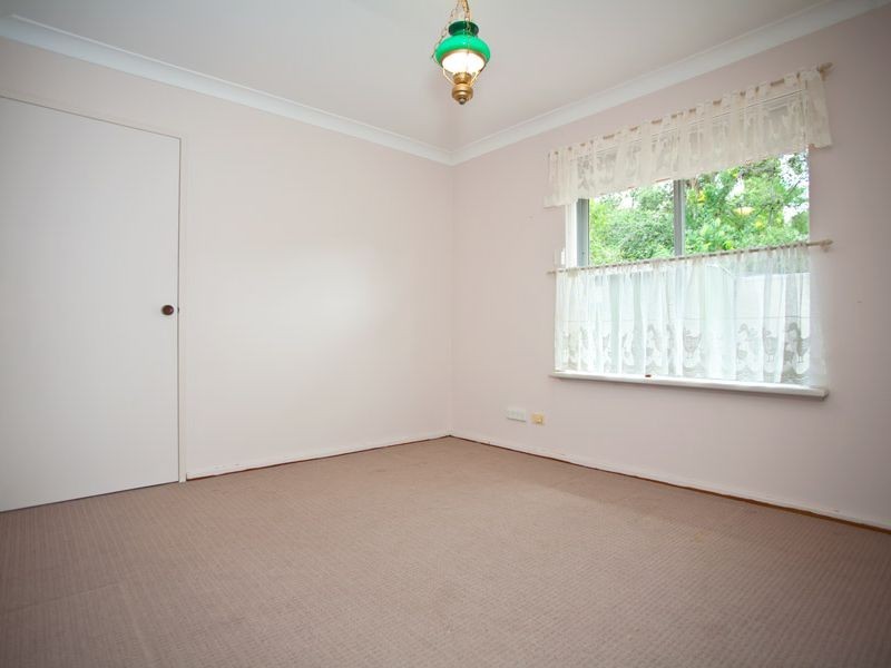 31 Edgewwater Drive, Edgewater WA 6027