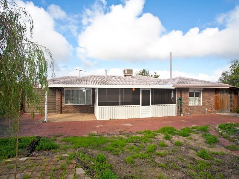 31 Edgewwater Drive, Edgewater WA 6027