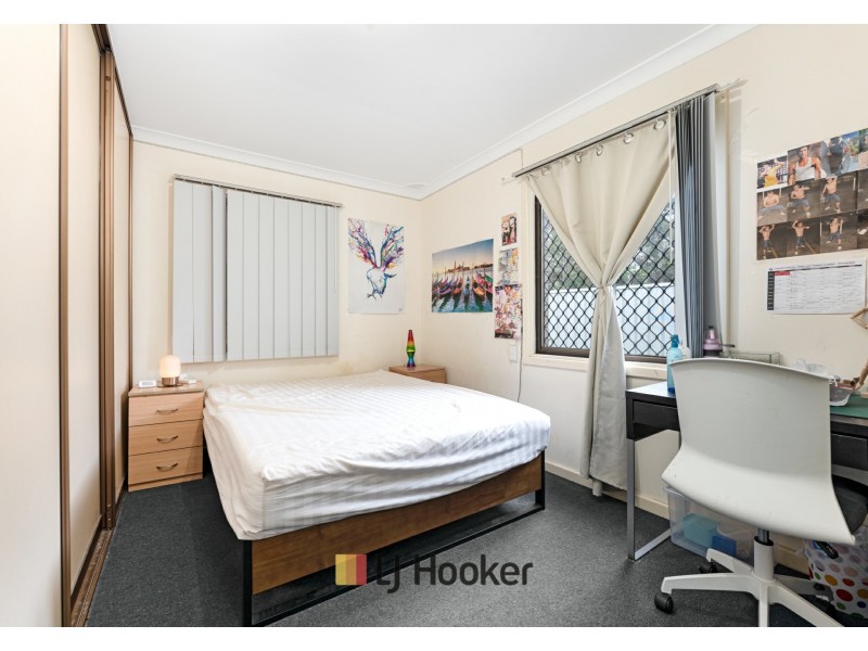 29 Montrose Avenue, Girrawheen WA 6064