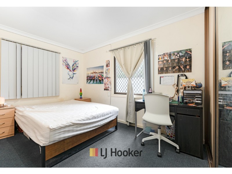 29 Montrose Avenue, Girrawheen WA 6064