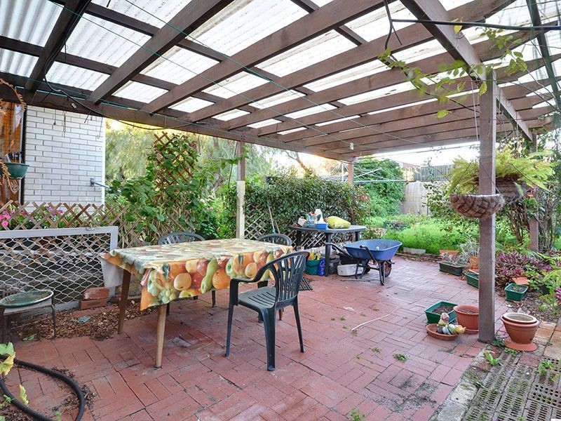 46 Hainsworth Avenue, Girrawheen WA 6064