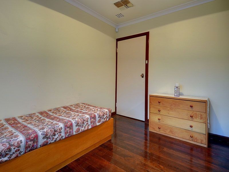 46 Hainsworth Avenue, Girrawheen WA 6064