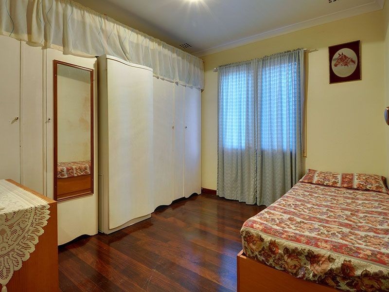 46 Hainsworth Avenue, Girrawheen WA 6064