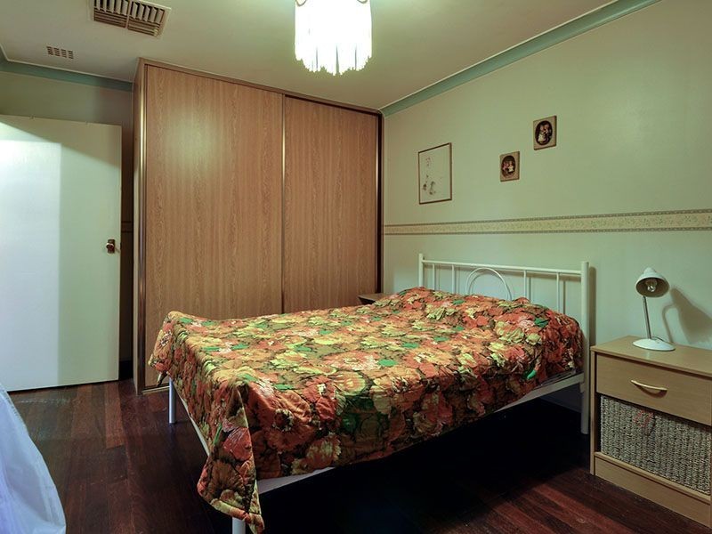 46 Hainsworth Avenue, Girrawheen WA 6064