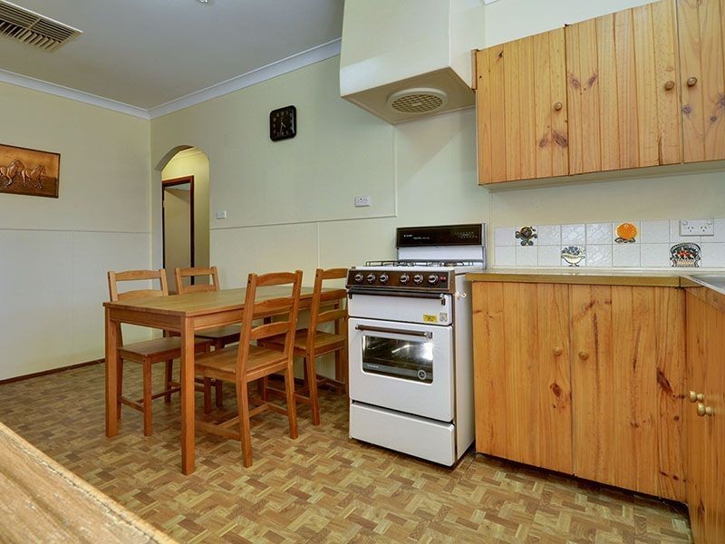 46 Hainsworth Avenue, Girrawheen WA 6064