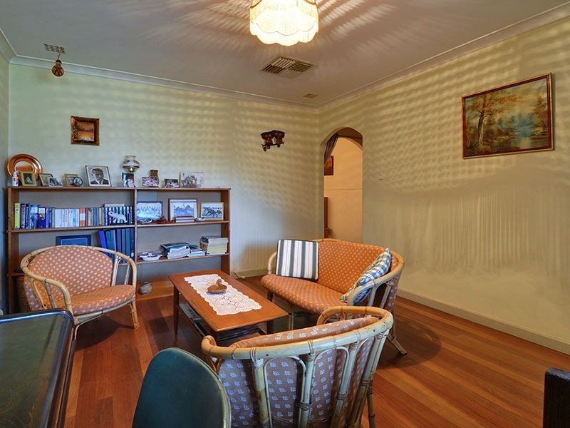 46 Hainsworth Avenue, Girrawheen WA 6064