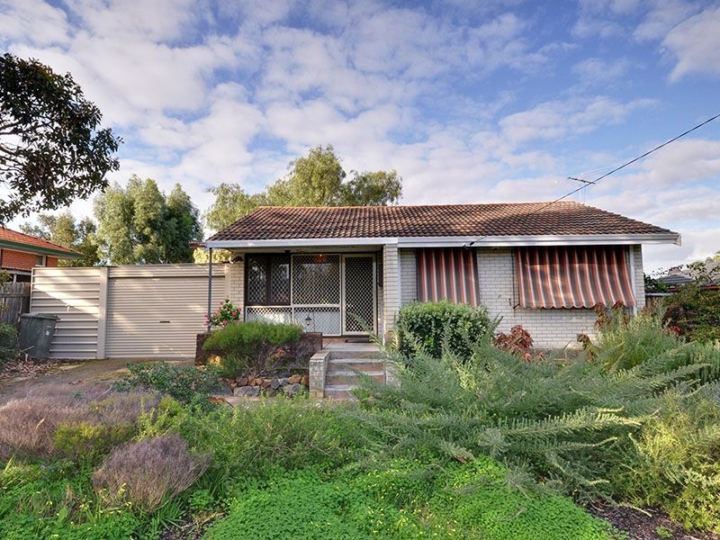 46 Hainsworth Avenue, Girrawheen WA 6064