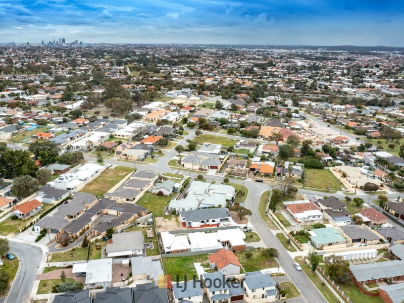 8 A B C Climping Street, Balga WA 6061