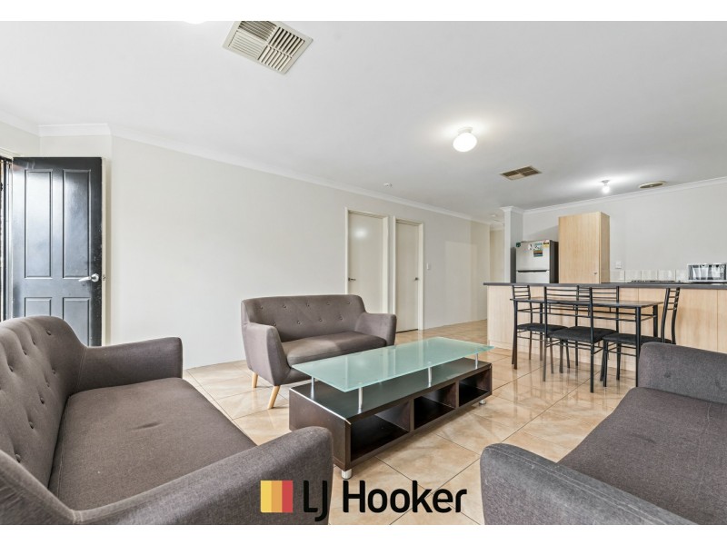 211C Mirrabooka Avenue, Balga WA 6061