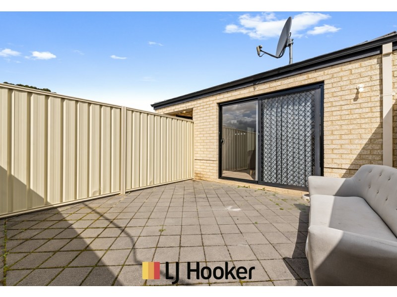 211C Mirrabooka Avenue, Balga WA 6061