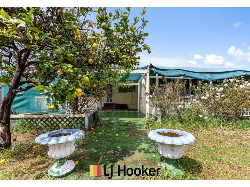 5 Lemana Road, Nollamara WA 6061