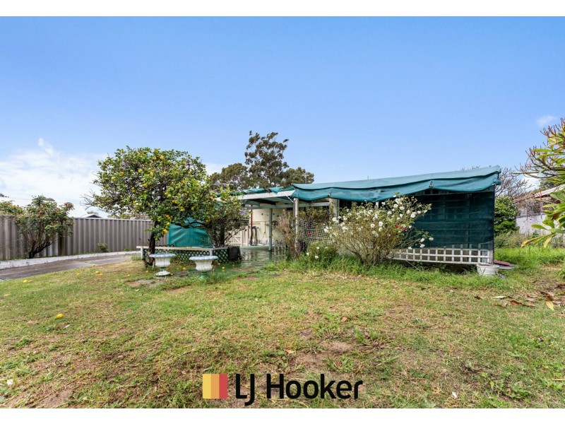 5 Lemana Road, Nollamara WA 6061