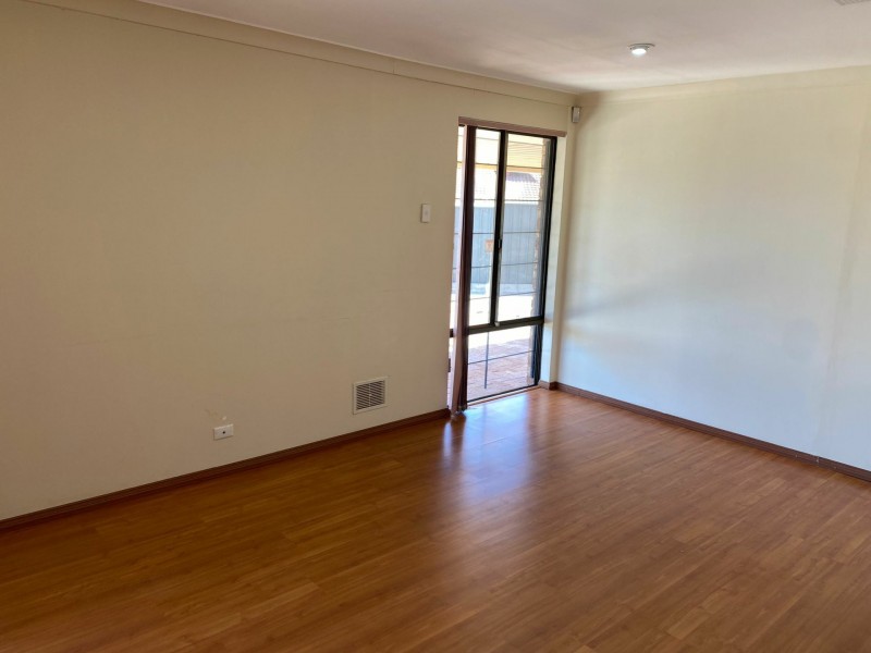 6 Woodbine Terrace, Mirrabooka WA 6061