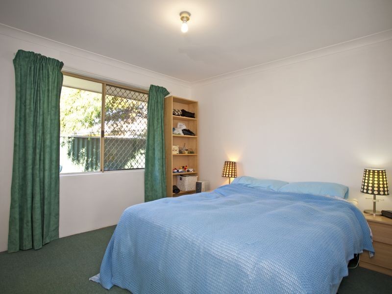 2/104 Waddington Crescent, Koondoola WA 6064