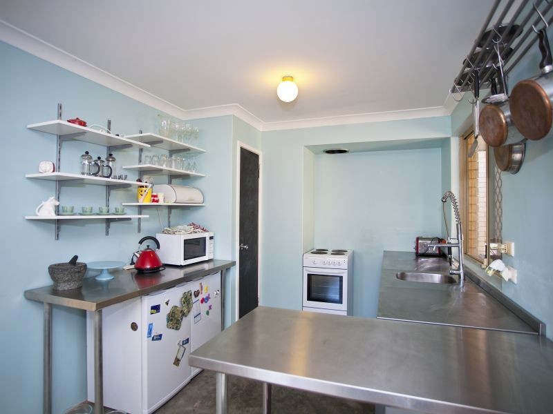 2/104 Waddington Crescent, Koondoola WA 6064