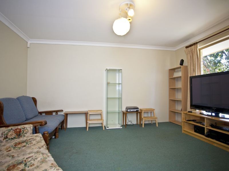 2/104 Waddington Crescent, Koondoola WA 6064