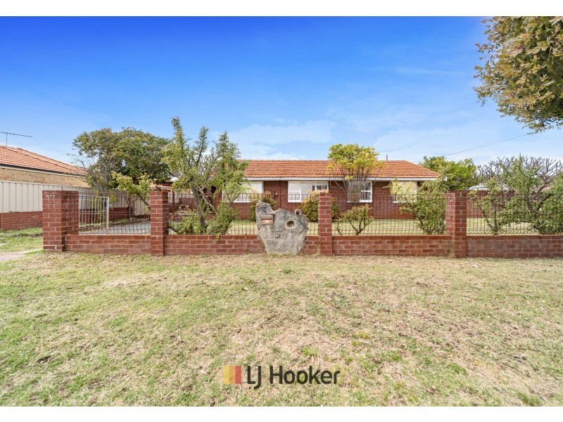 2 Derrington Crescent, Balga WA 6061