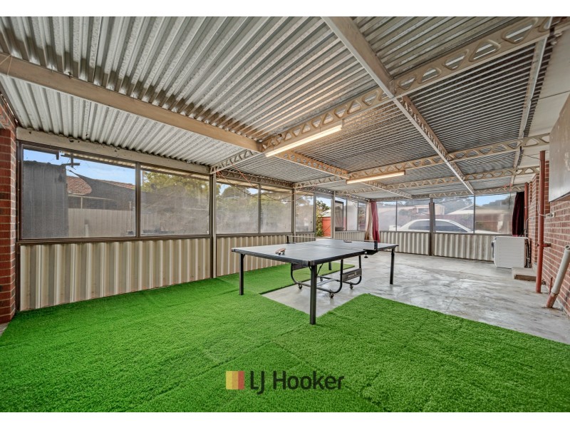 2 Derrington Crescent, Balga WA 6061