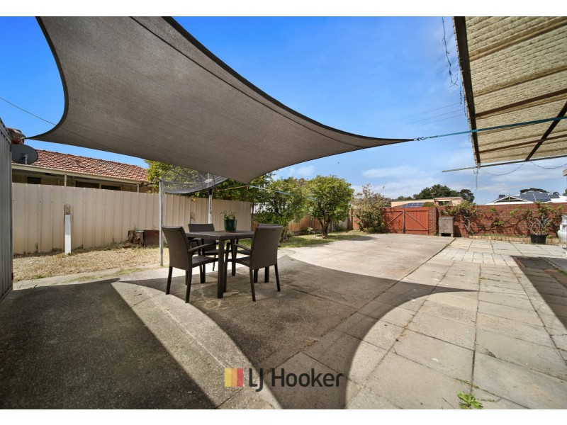 2 Derrington Crescent, Balga WA 6061