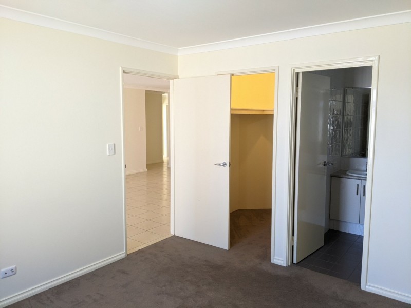 8B Lyndon Street, Nollamara WA 6061