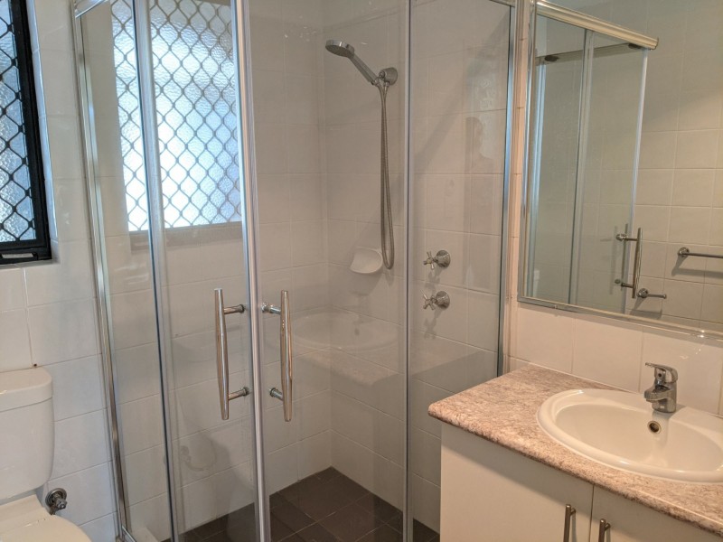 8B Lyndon Street, Nollamara WA 6061