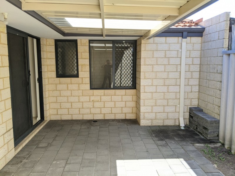 8B Lyndon Street, Nollamara WA 6061