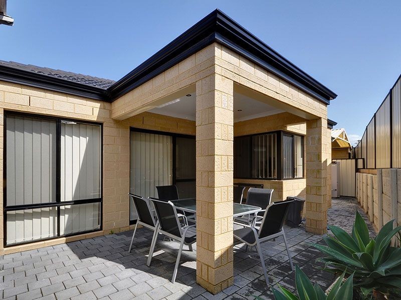 B/31 Findon Crescent, Westminster WA 6061